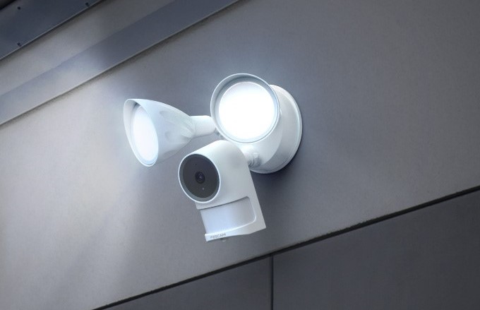 Caméra IP Wifi extérieure avec spots lumineux - Foscam S41